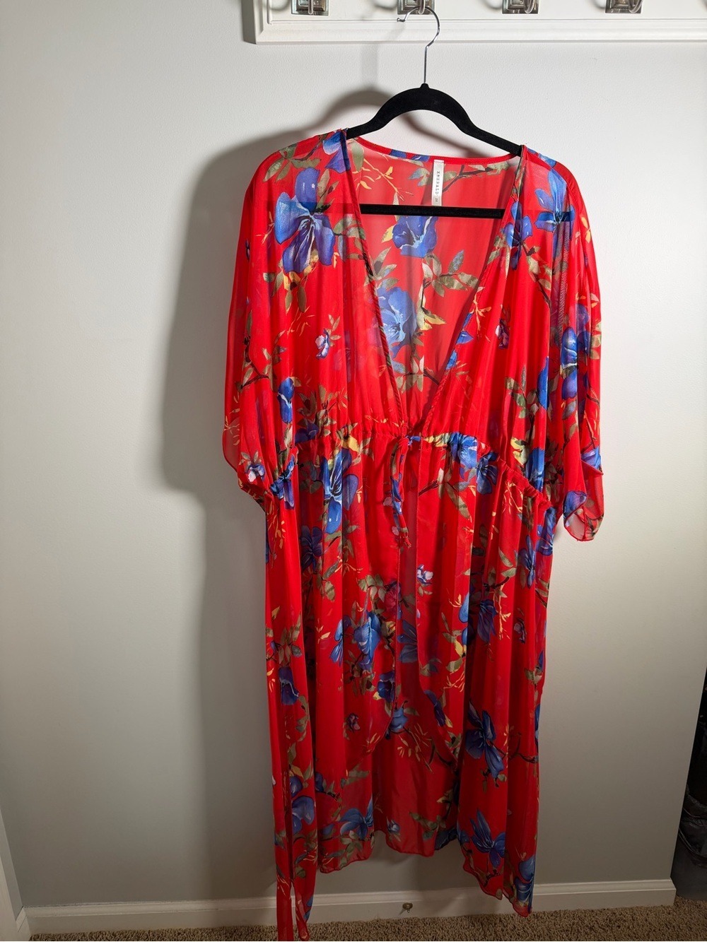 Emerald Red Floral Kimono 2x - Picture 2 of 11